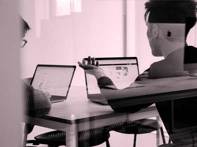 trabajadores de diseño UX